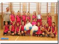 2015 XI - Dziewczta i chopcy z Trjki najlepsi w miecie w mini-koszykwce /Fot. . Cako - Zambrow.org